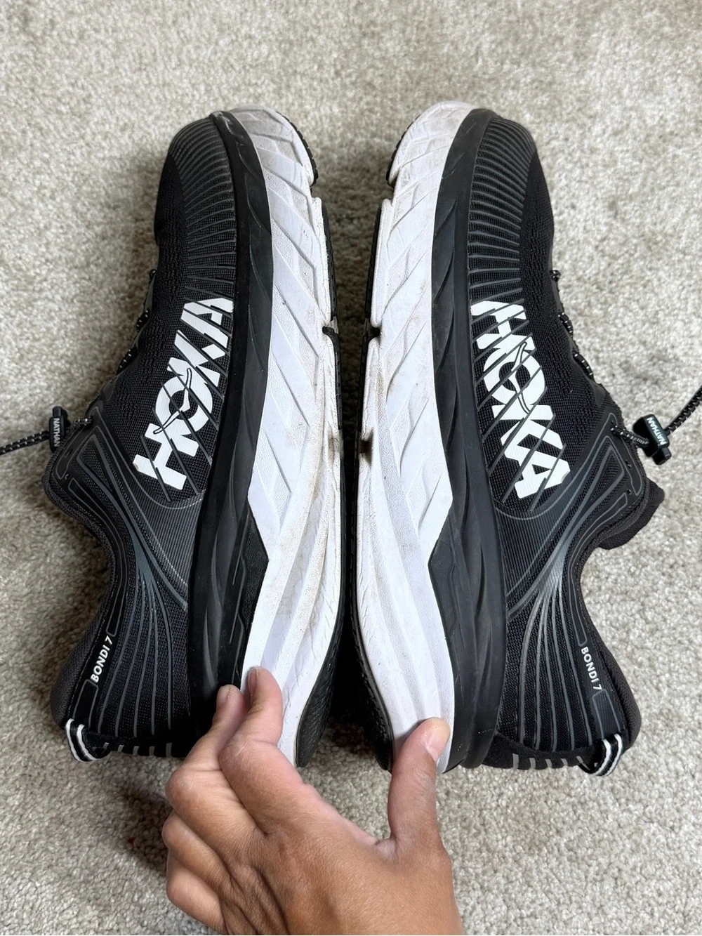 Hoka One One Men’s Bondi 7 Wide Sneakers Shoes Running in Black White 11.5 2E
